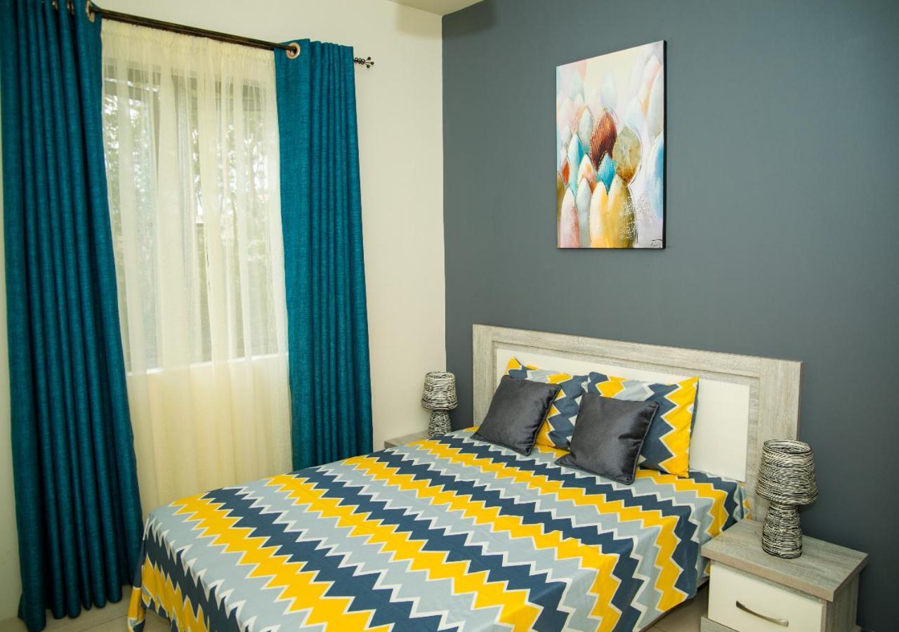 Luxury 2 Bedroom Apartment With Pool - Close To Flic-En-Flac Beach Exterior foto